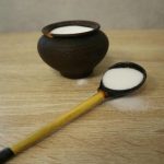 Hvorfor salt i desserter ikke er en skrivefejl, men en konditors hemmelighed: lidt videnskab til dit bagværk hvorfor-salt-i-desserter-ikke-er-en-skrivefejl-men-en.jpg